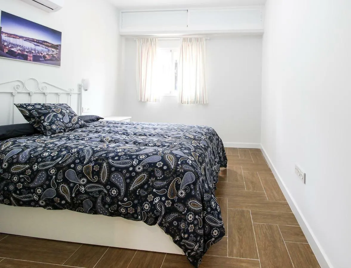 Palacios 6, Nuevo, Playa, Barrio Tranquilo, Todos Los Servicios, Pa Malaga Apartment