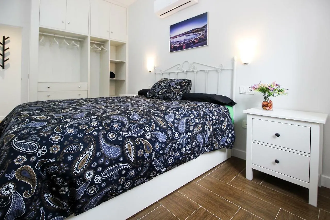 Palacios 6, Nuevo, Playa, Barrio Tranquilo, Todos Los Servicios, Pa Malaga