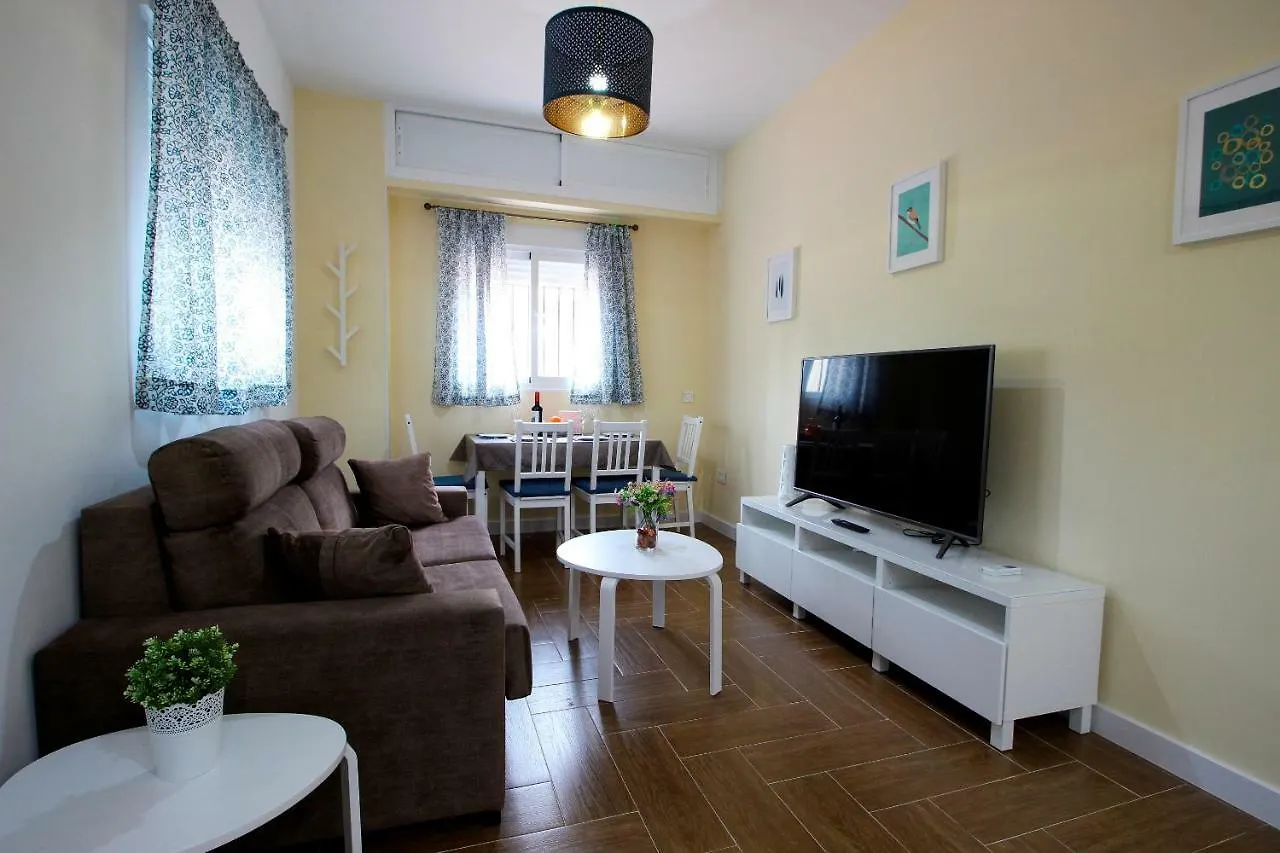 Palacios 6, Nuevo, Playa, Barrio Tranquilo, Todos Los Servicios, Pa Malaga