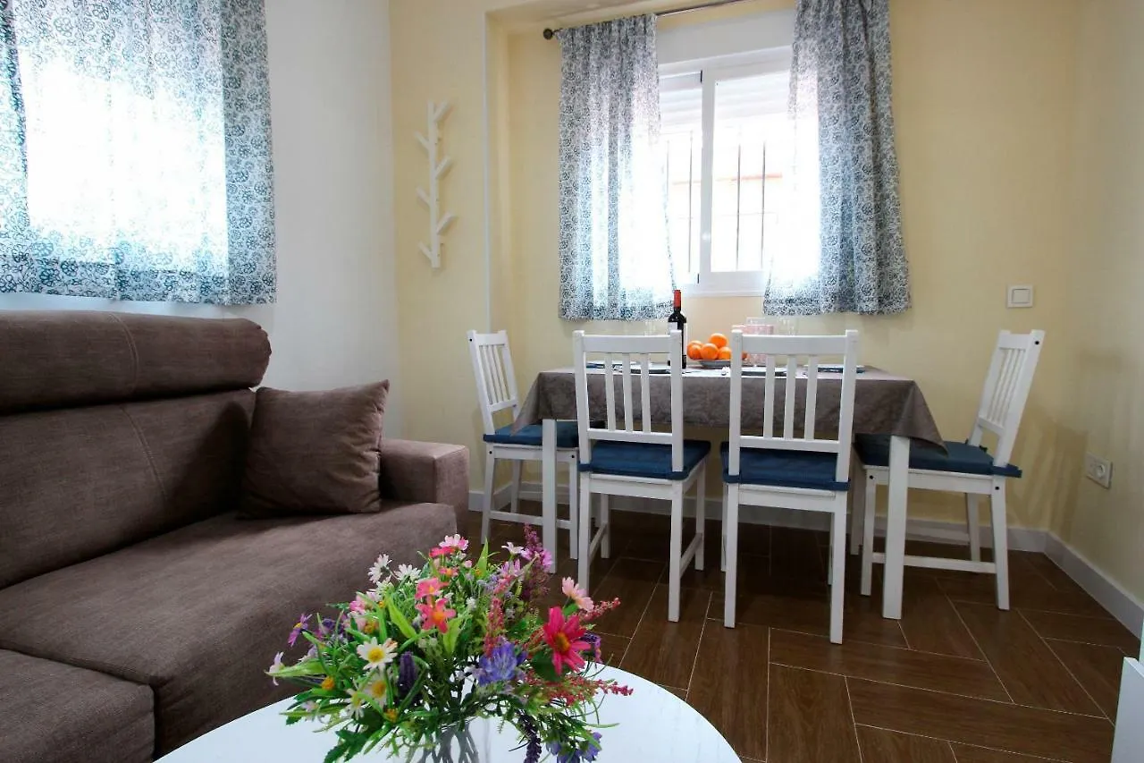 Palacios 6, Nuevo, Playa, Barrio Tranquilo, Todos Los Servicios, Pa Malaga Apartment